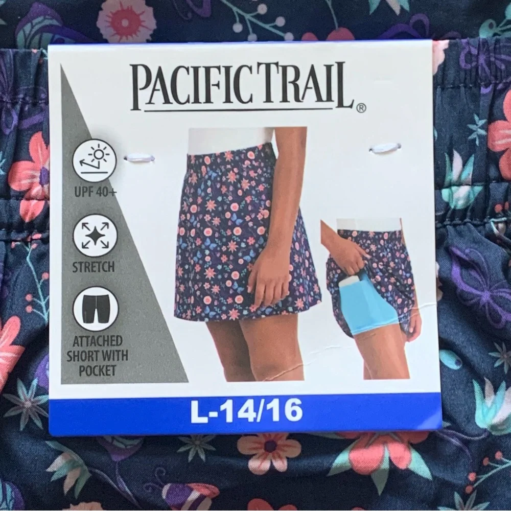Pacific Trail Girls floral skirt with short shorts under size L14/16